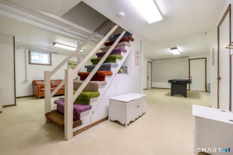 80 Wake Robin Lane Stamford CT 06903