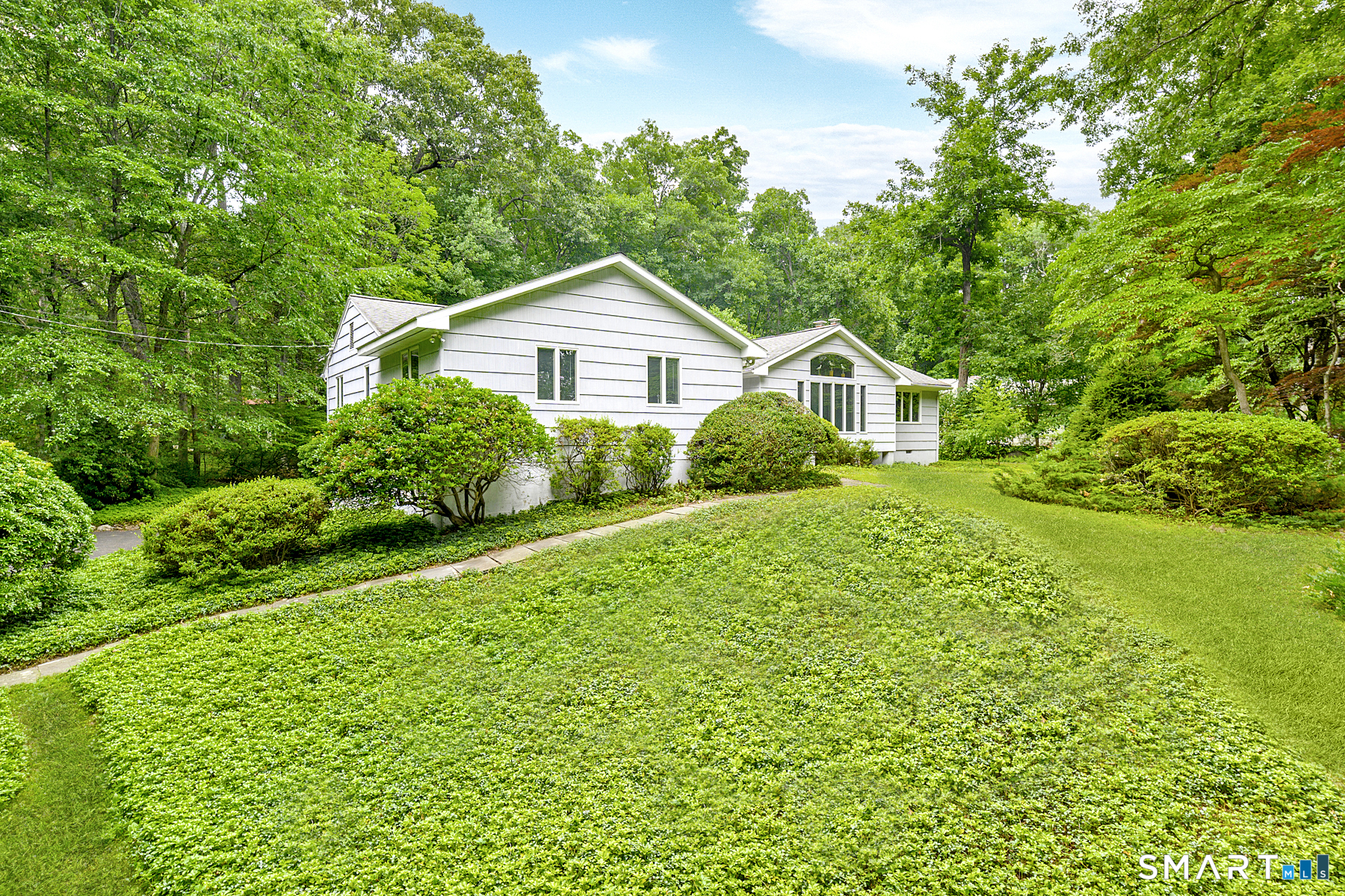 80 Wake Robin Lane Stamford CT 06903