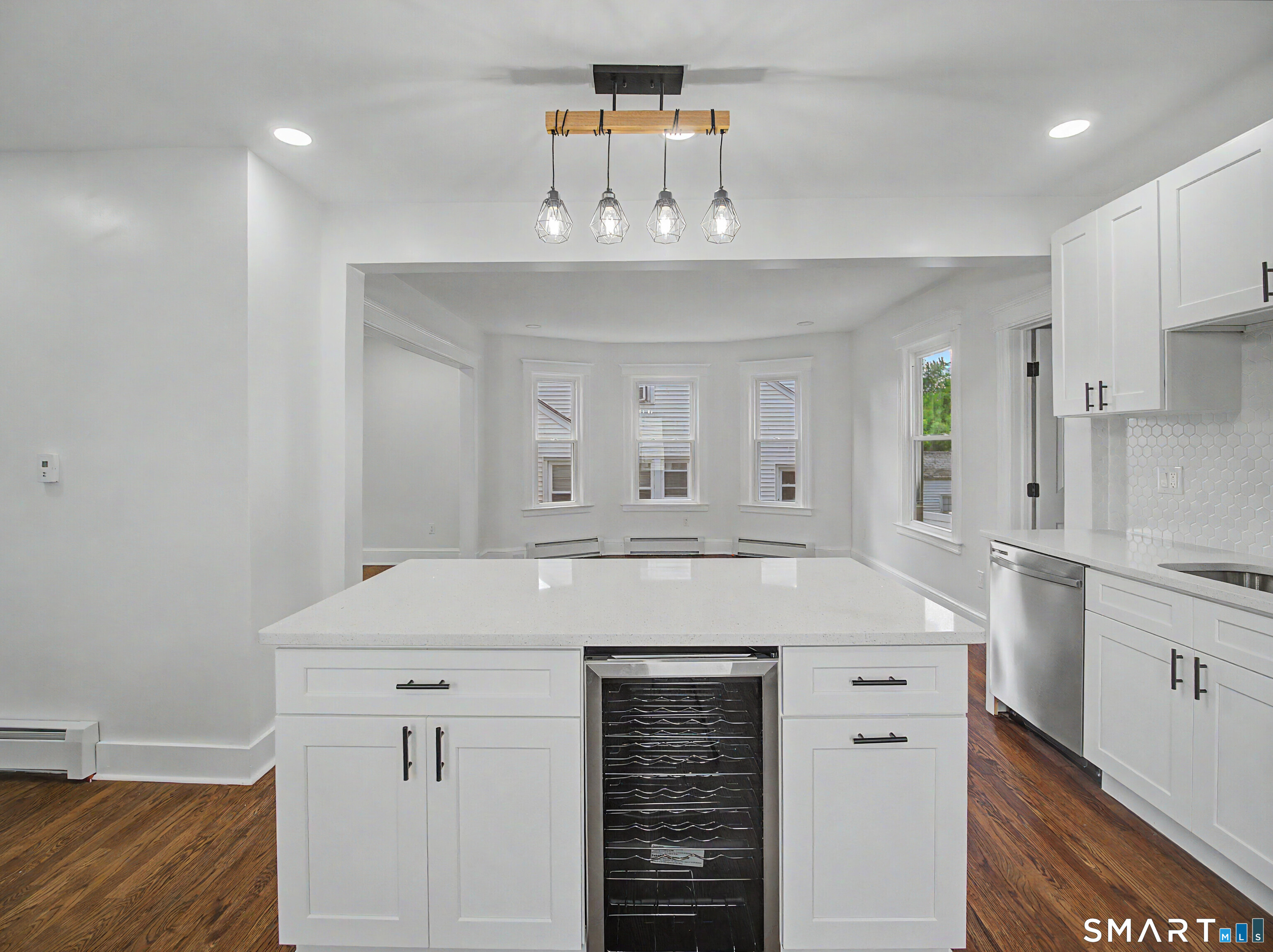 61 Fairview Avenue Enfield CT 06082