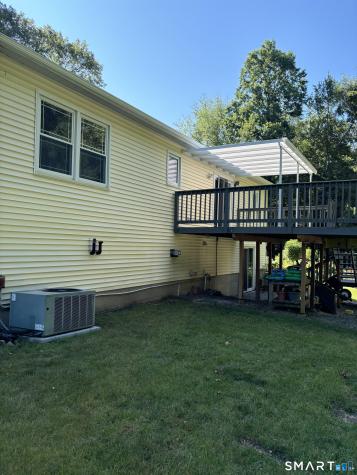 16 Kings Highway Ledyard CT 06335
