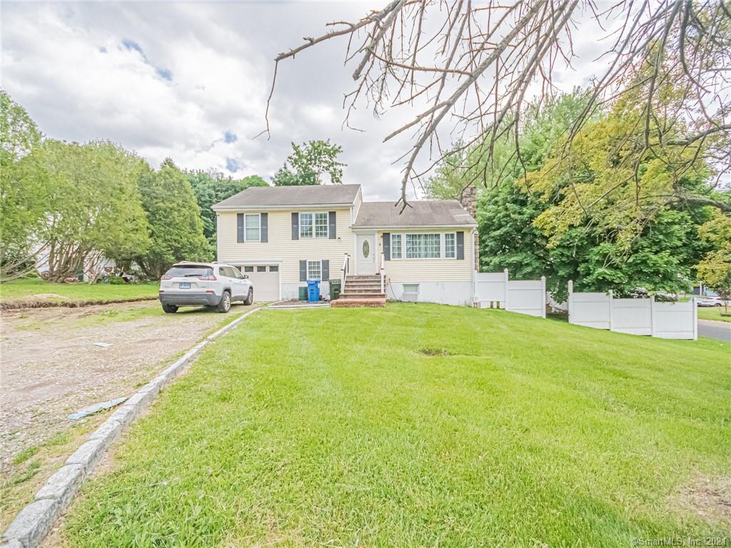3 Pembroke Terrace Danbury CT 06811