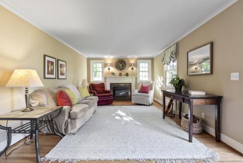 124 Ridgewood Road Glastonbury CT 06033