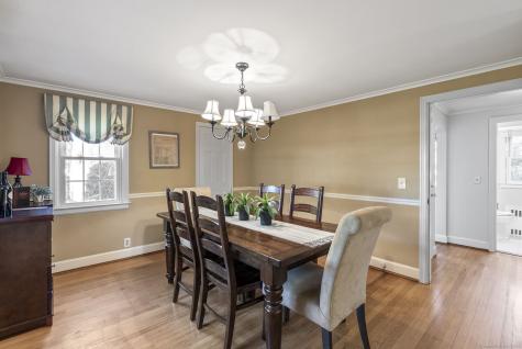 124 Ridgewood Road Glastonbury CT 06033