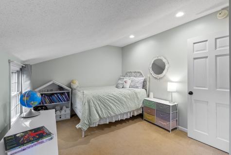 124 Ridgewood Road Glastonbury CT 06033