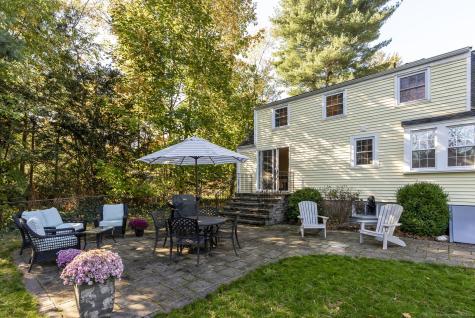 124 Ridgewood Road Glastonbury CT 06033