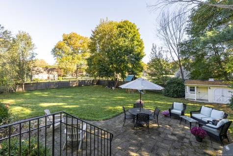 124 Ridgewood Road Glastonbury CT 06033