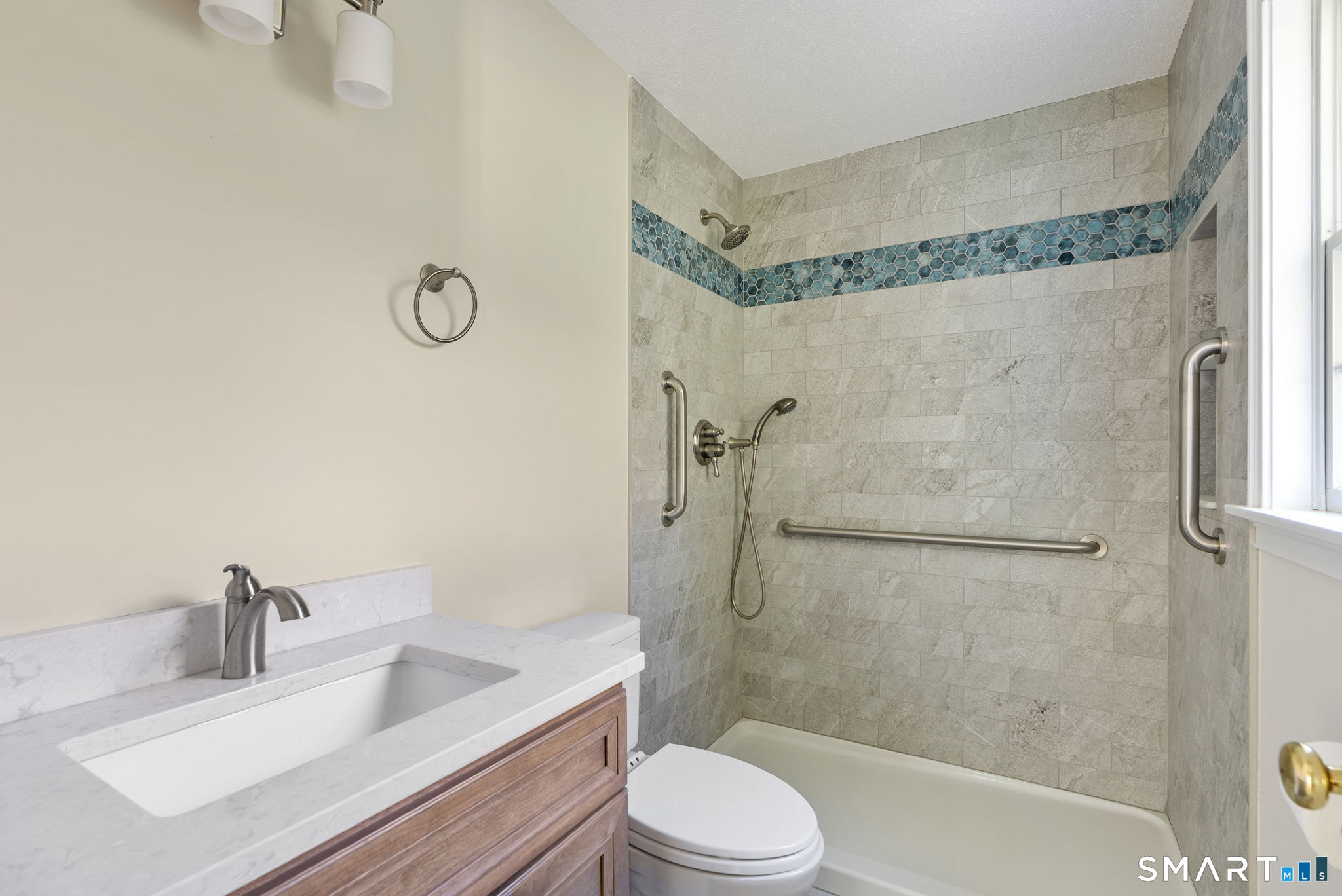 555 Waterville Road Avon CT 06001