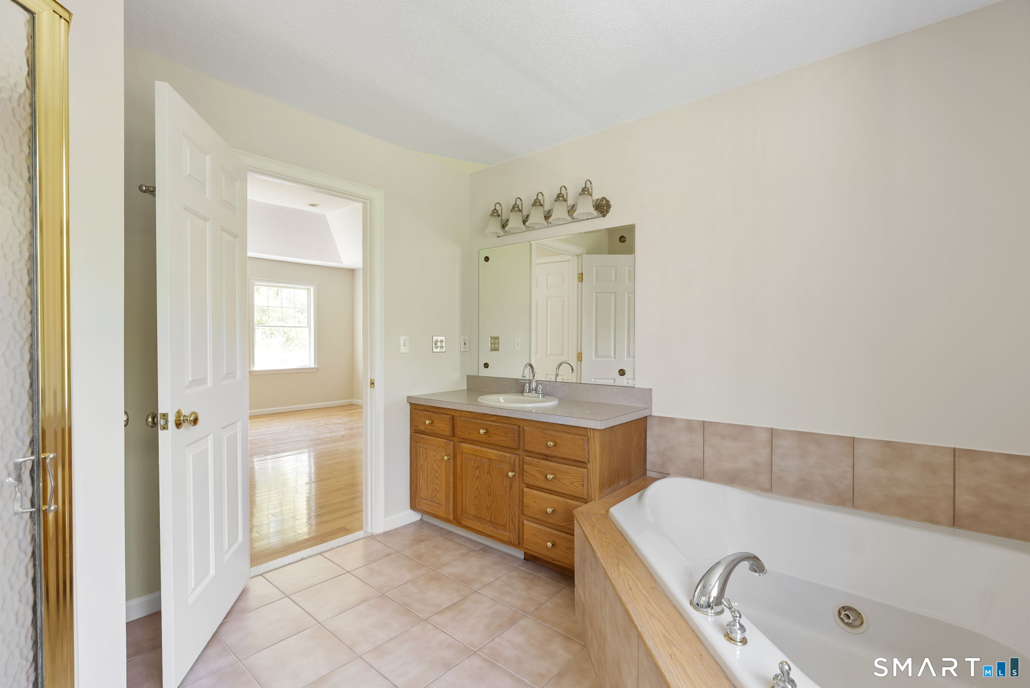 555 Waterville Road Avon CT 06001