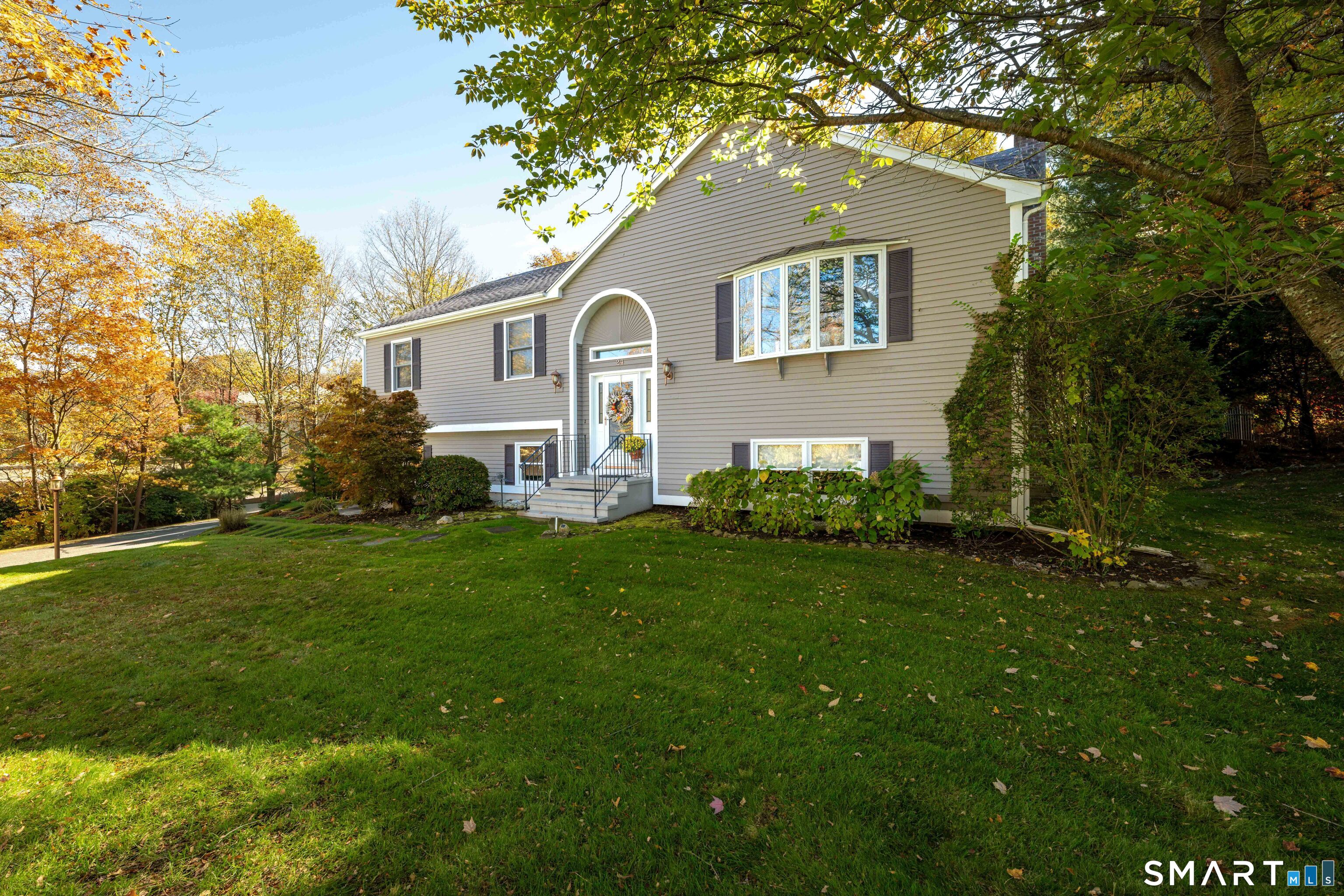 24 Meadow Brook Drive North Branford CT 06471
