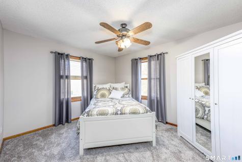 24 Meadow Brook Drive North Branford CT 06471