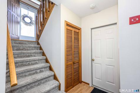 24 Meadow Brook Drive North Branford CT 06471