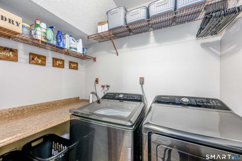 24 Meadow Brook Drive North Branford CT 06471