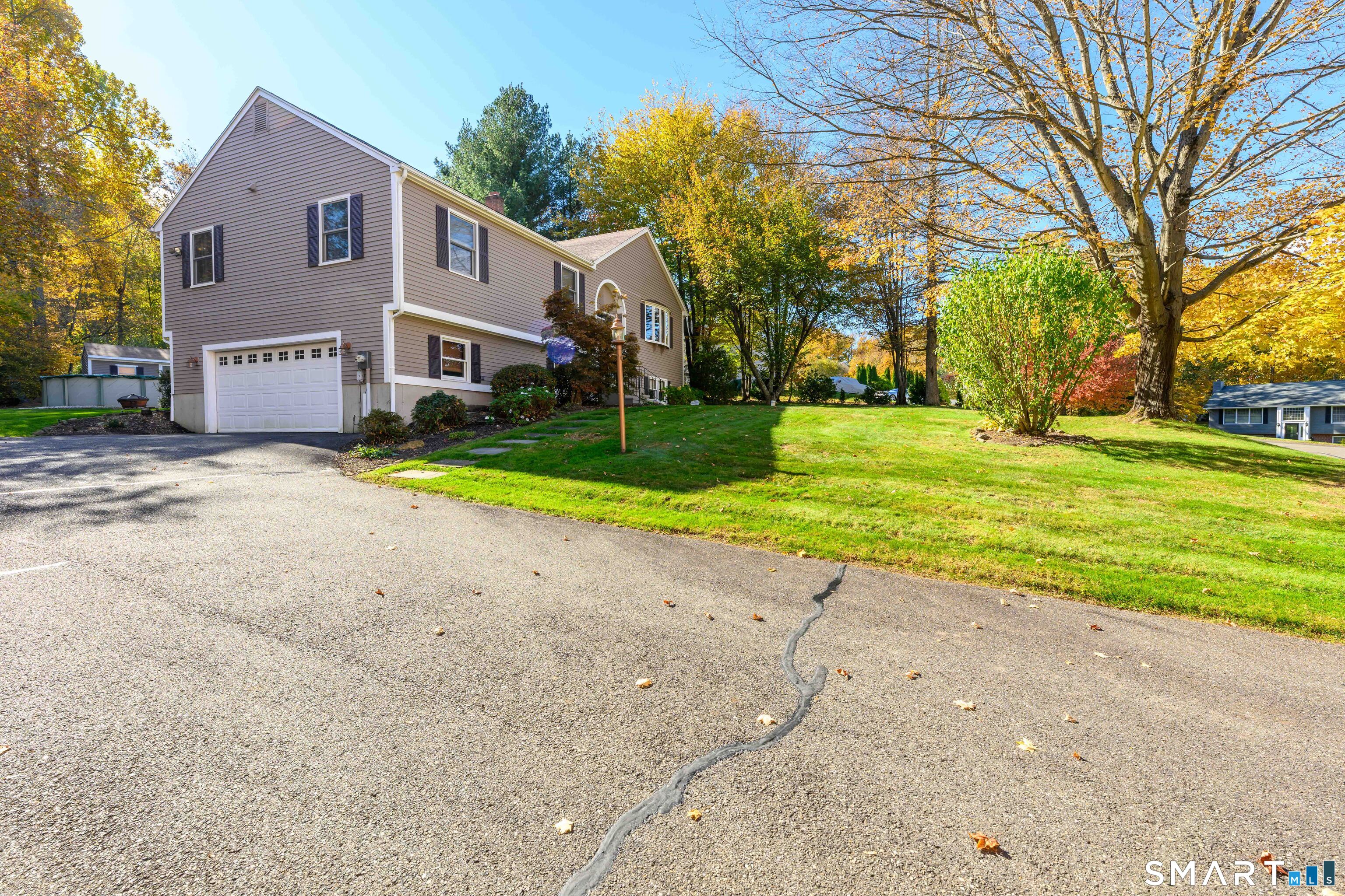 24 Meadow Brook Drive North Branford CT 06471