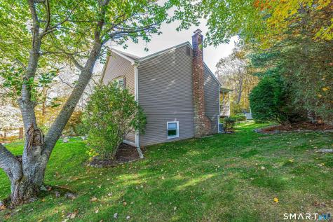 24 Meadow Brook Drive North Branford CT 06471
