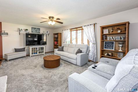 24 Meadow Brook Drive North Branford CT 06471