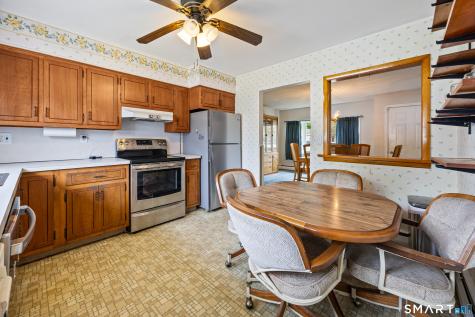 44 Beacon Manor Road Naugatuck CT 06770