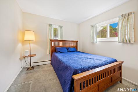 44 Beacon Manor Road Naugatuck CT 06770