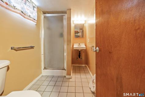 44 Beacon Manor Road Naugatuck CT 06770