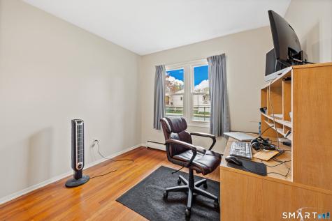 44 Beacon Manor Road Naugatuck CT 06770