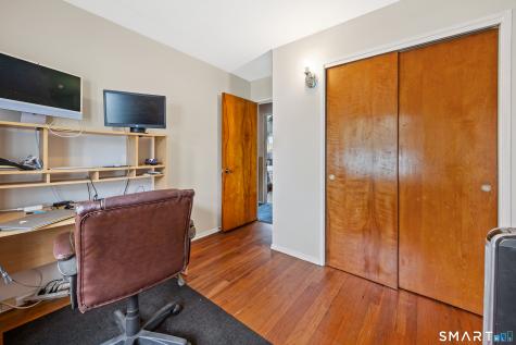 44 Beacon Manor Road Naugatuck CT 06770