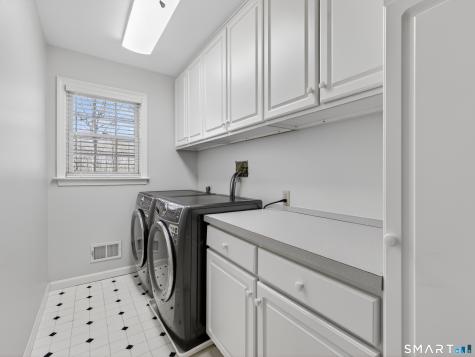 11 Payer Lane Groton CT 06355