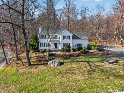11 Payer Lane Groton CT 06355
