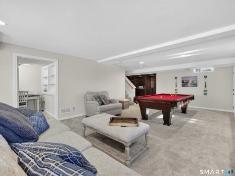 11 Payer Lane Groton CT 06355