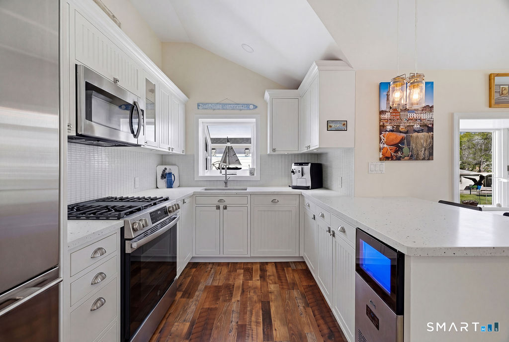 37 Mohican Road Old Saybrook CT 06475