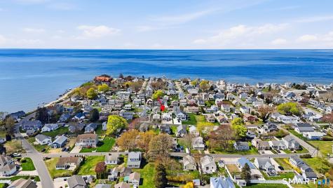 37 Mohican Road Old Saybrook CT 06475