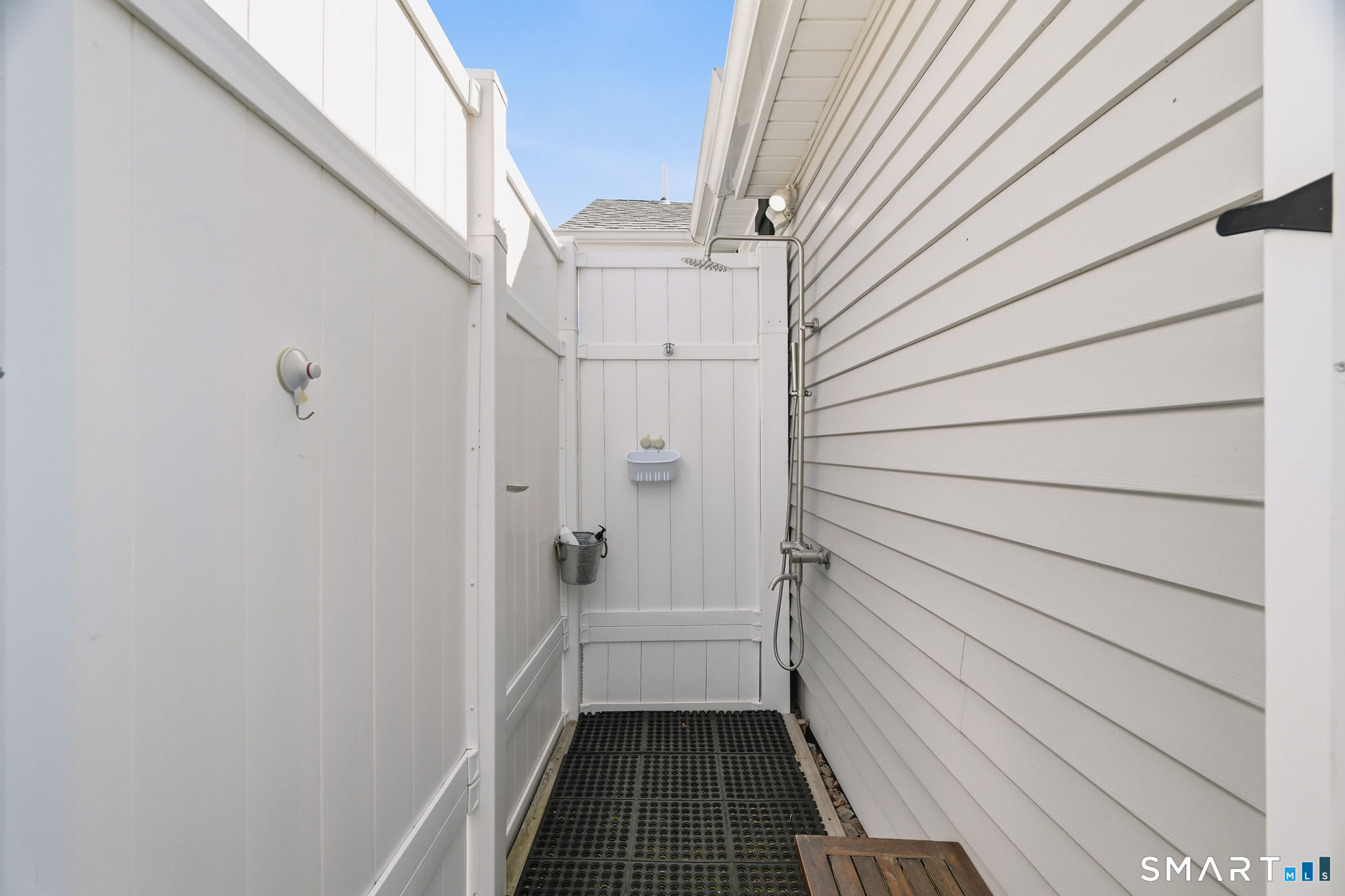 37 Mohican Road Old Saybrook CT 06475
