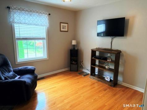 523 High St Extension Thomaston CT 06787