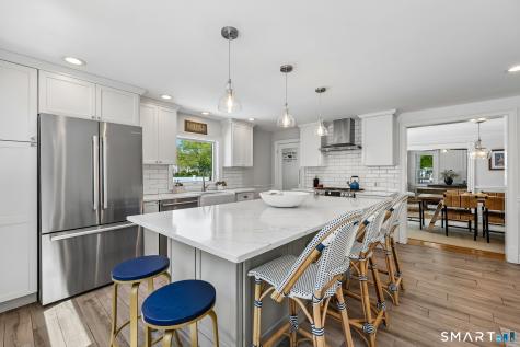 7 Ennis Lane Fairfield CT 06824
