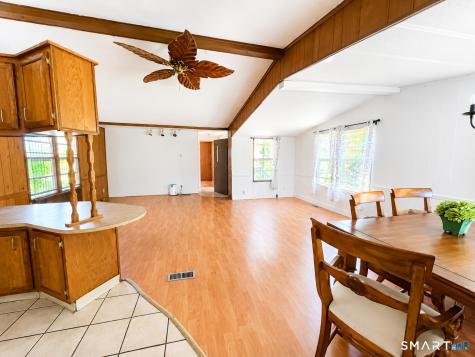 325 Kelly Road Vernon CT 06066