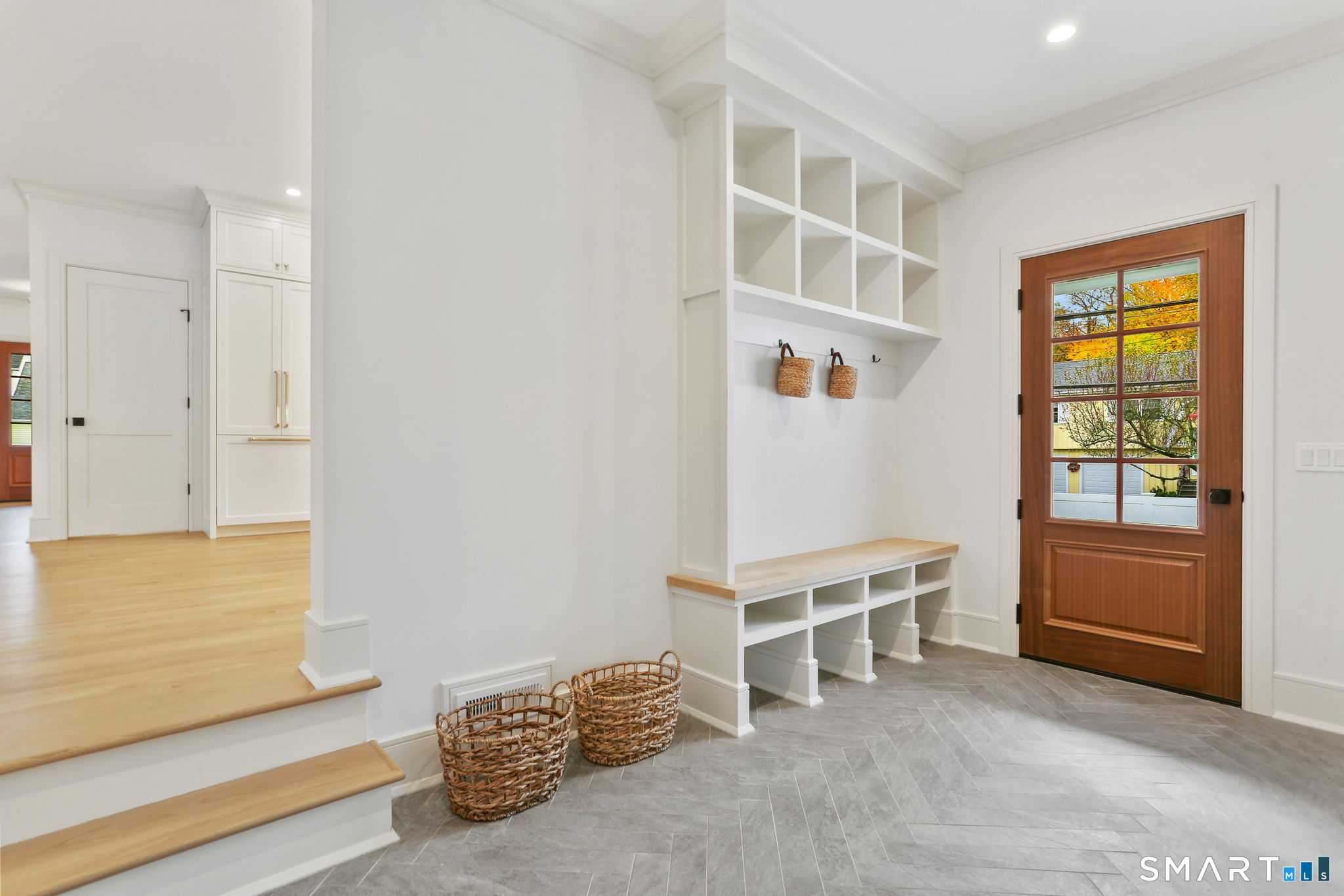 15 Barton Road Fairfield CT 06824