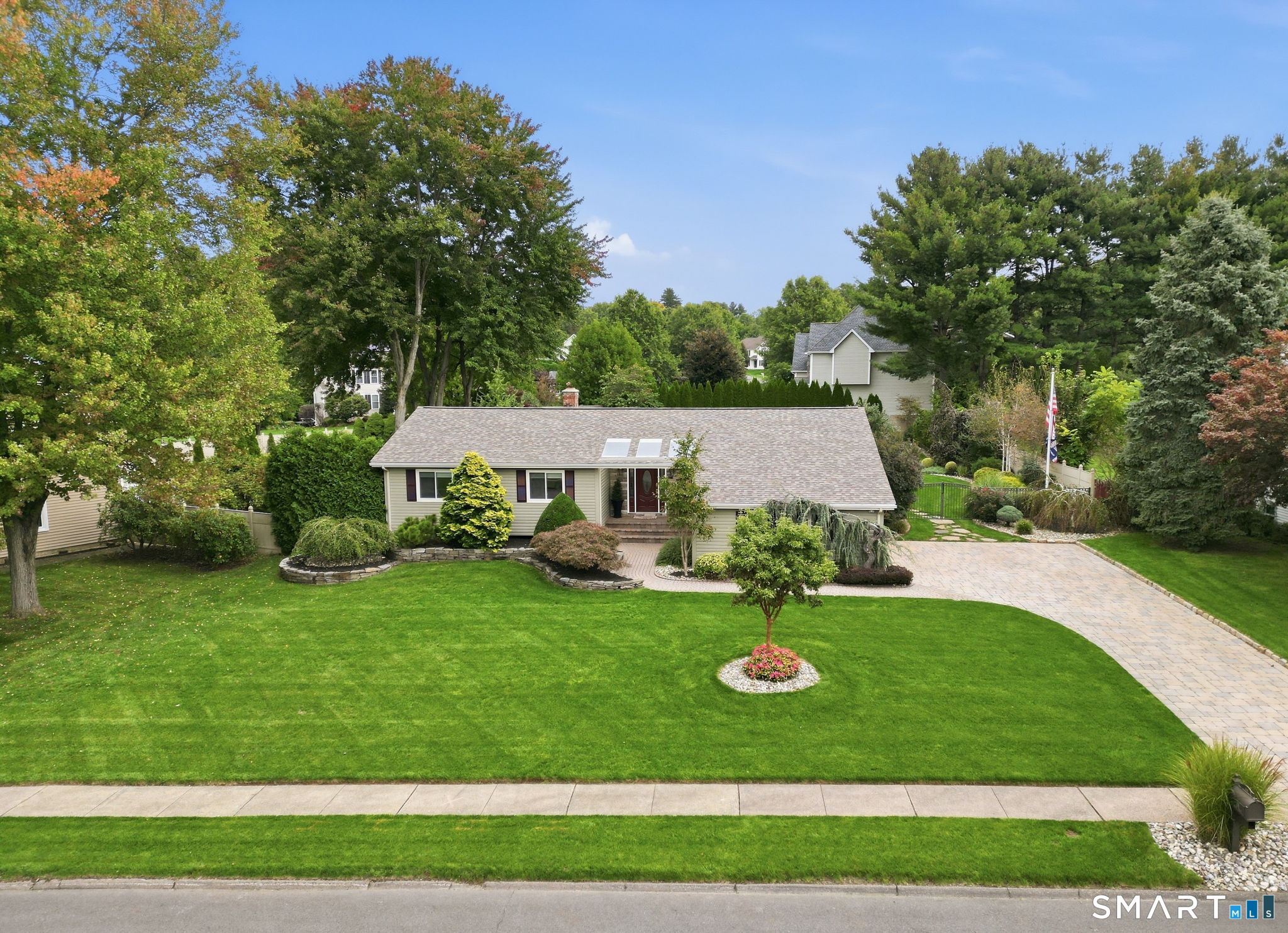 48 Dawn Drive South Windsor CT 06074