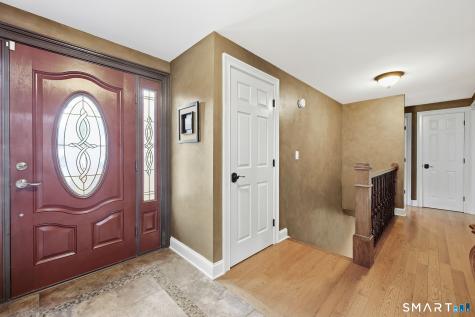 48 Dawn Drive South Windsor CT 06074