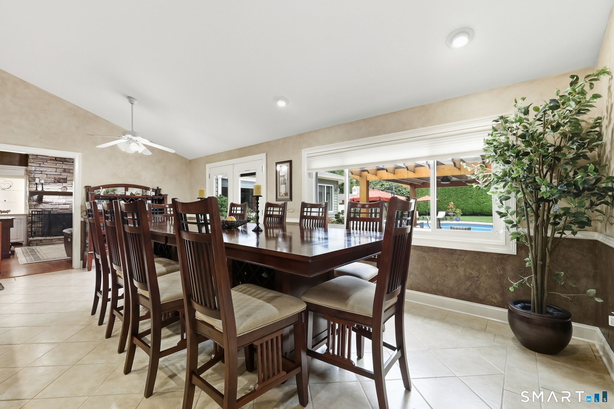 48 Dawn Drive South Windsor CT 06074