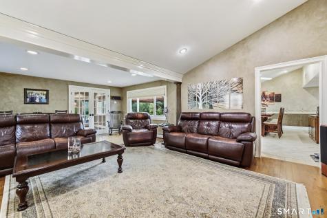 48 Dawn Drive South Windsor CT 06074