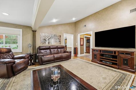 48 Dawn Drive South Windsor CT 06074