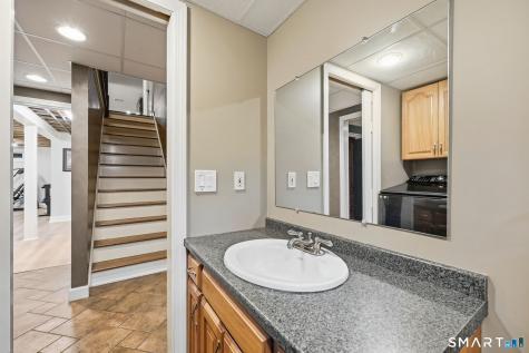 48 Dawn Drive South Windsor CT 06074