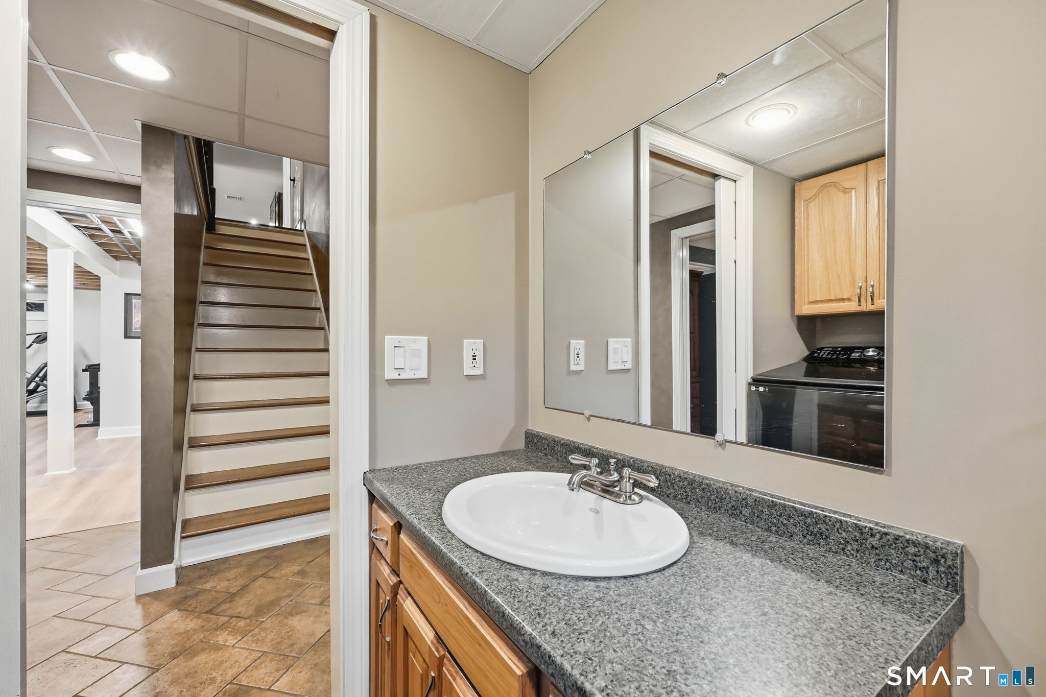 48 Dawn Drive South Windsor CT 06074