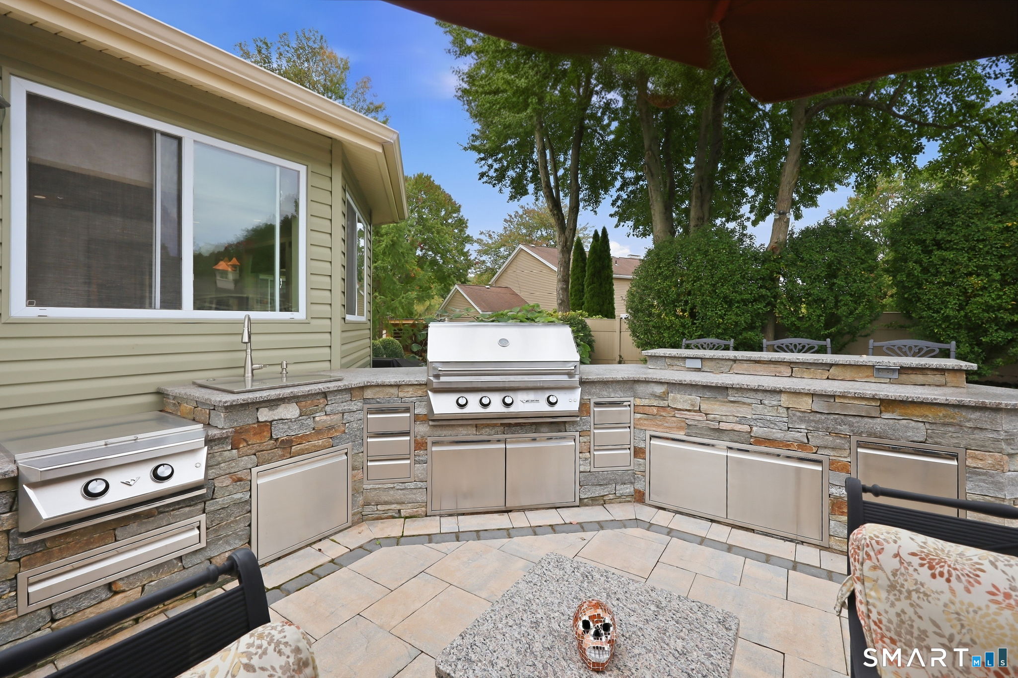 48 Dawn Drive South Windsor CT 06074