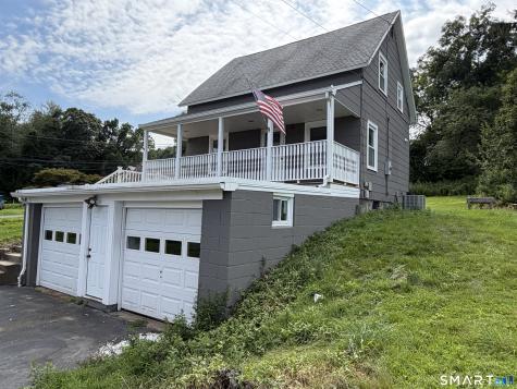 292 Old Colchester Road Montville CT 06382