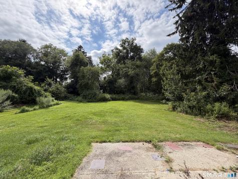 292 Old Colchester Road Montville CT 06382