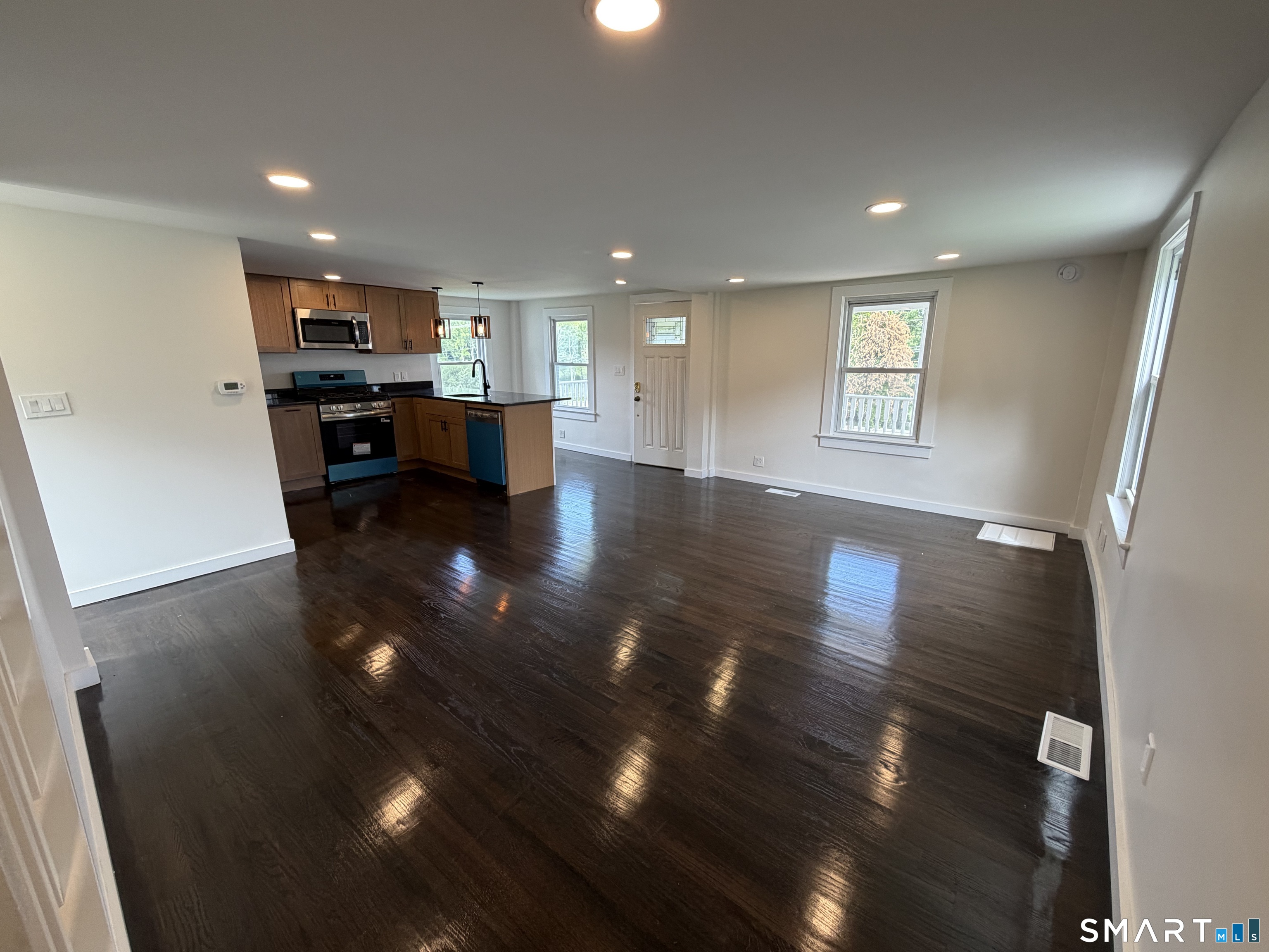 292 Old Colchester Road Montville CT 06382