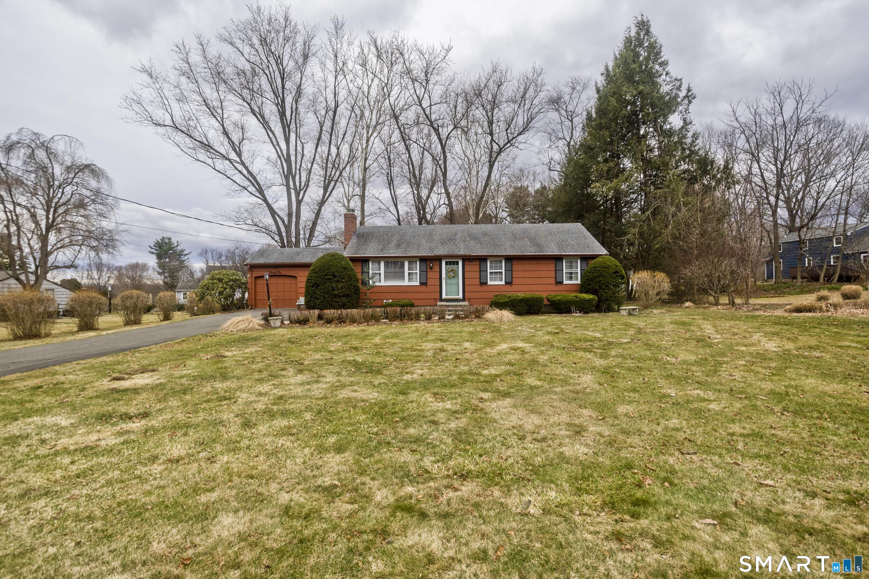 25 Nutmeg Road East Granby CT 06026