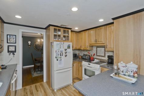 25 Nutmeg Road East Granby CT 06026