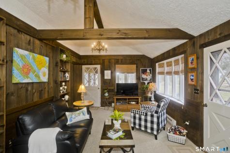 25 Nutmeg Road East Granby CT 06026