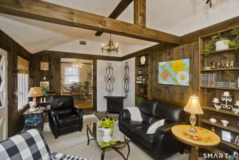 25 Nutmeg Road East Granby CT 06026