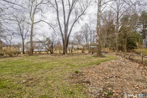 25 Nutmeg Road East Granby CT 06026